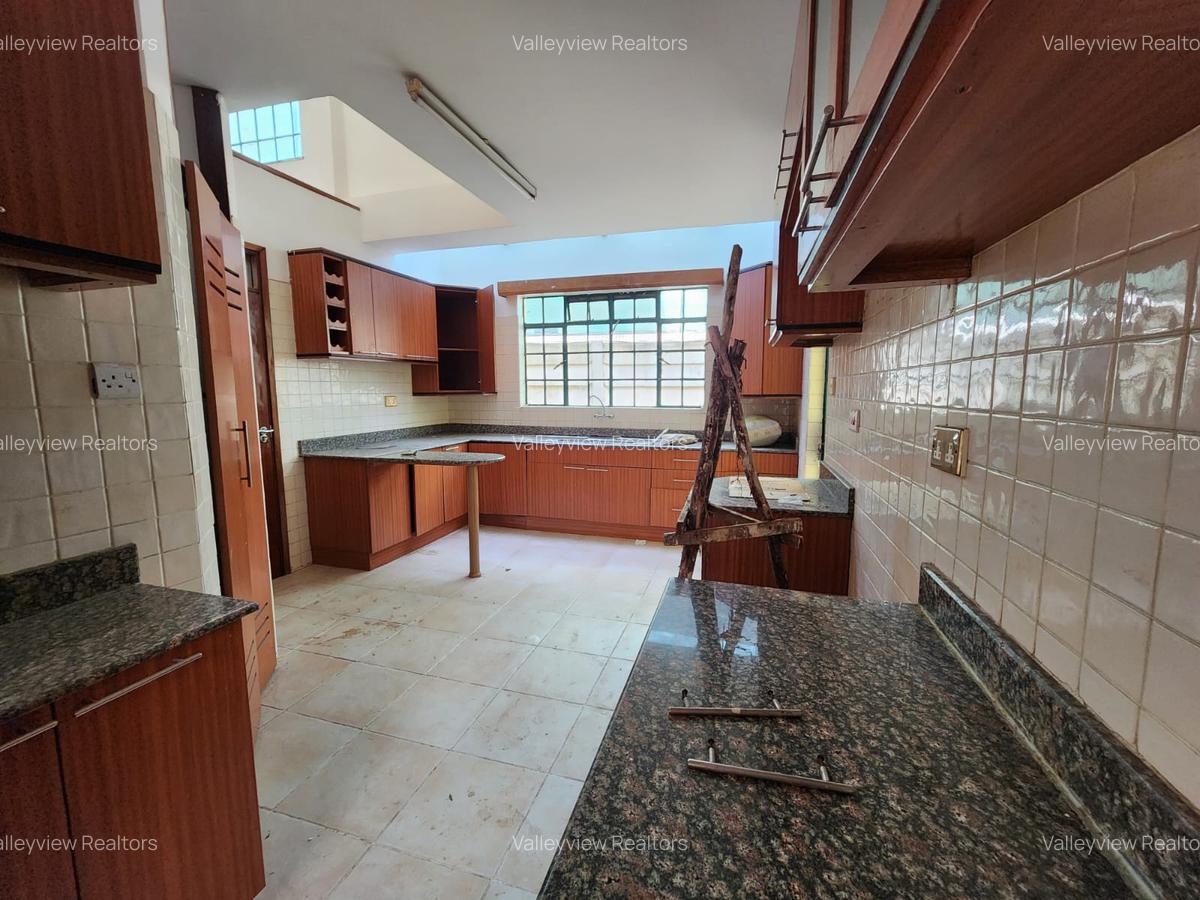 4 Bed Townhouse with En Suite at Kileleshwa - 20
