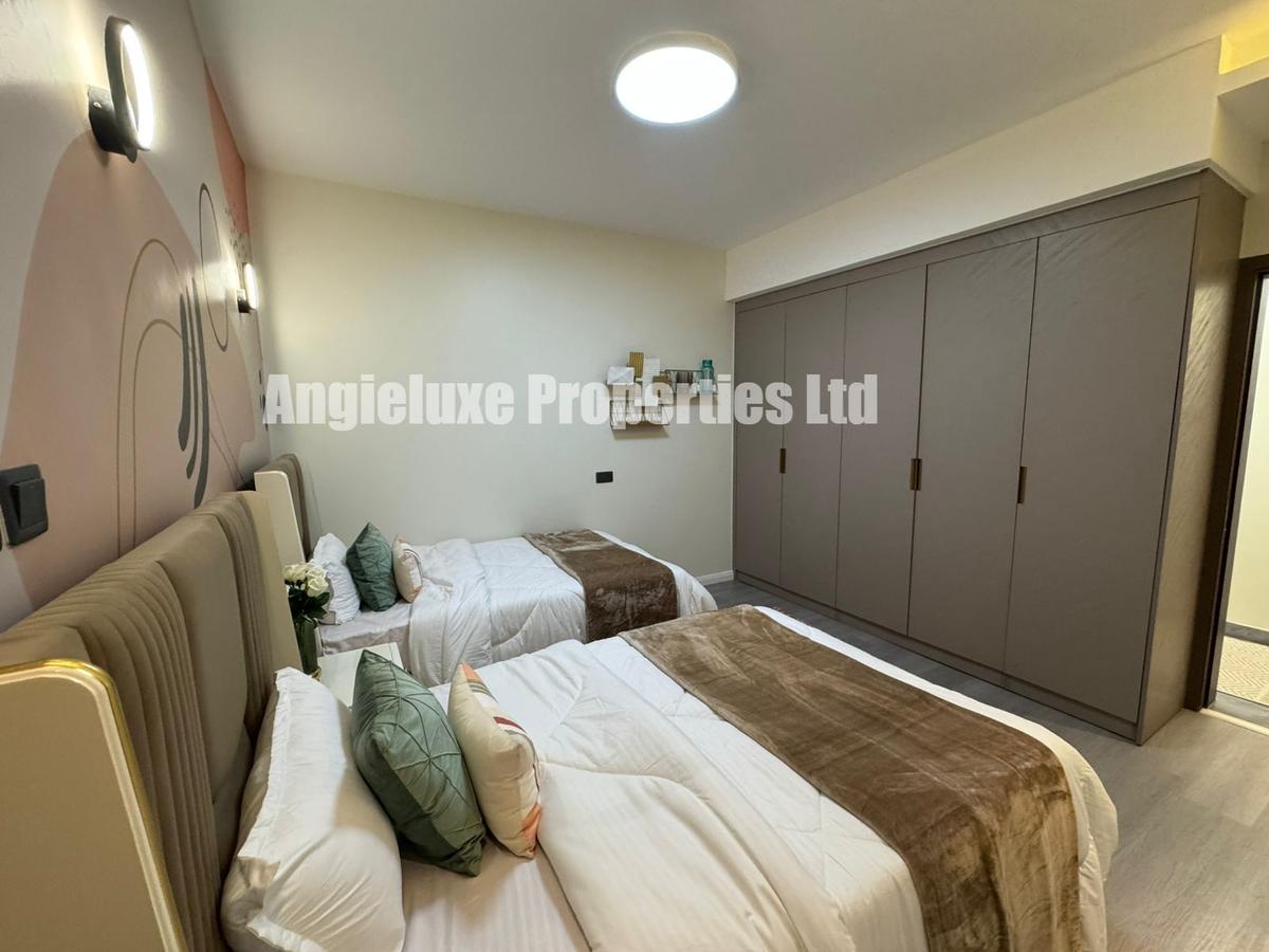 3 Bed Apartment with En Suite at 4Th Avenue - 11