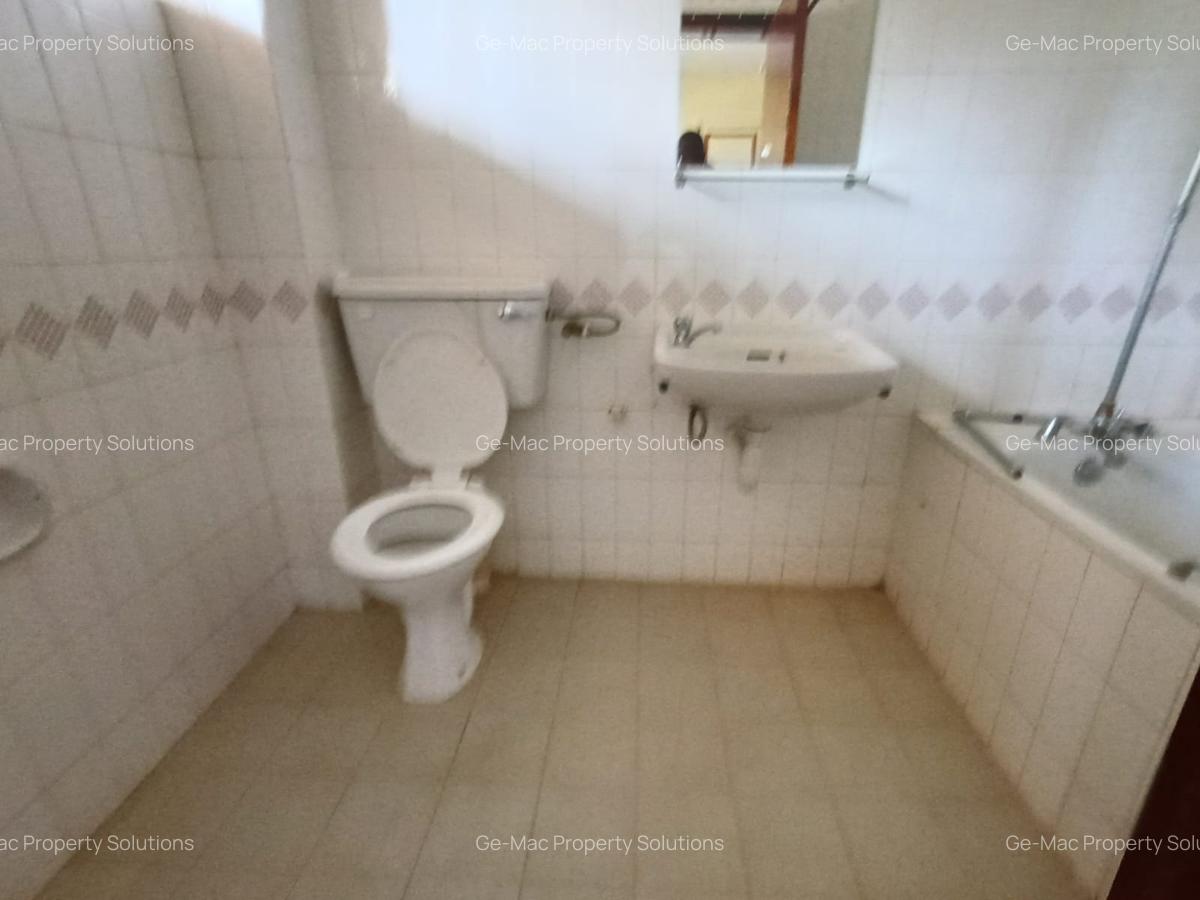 4 Bed House with Staff Quarters in Nyari - 10