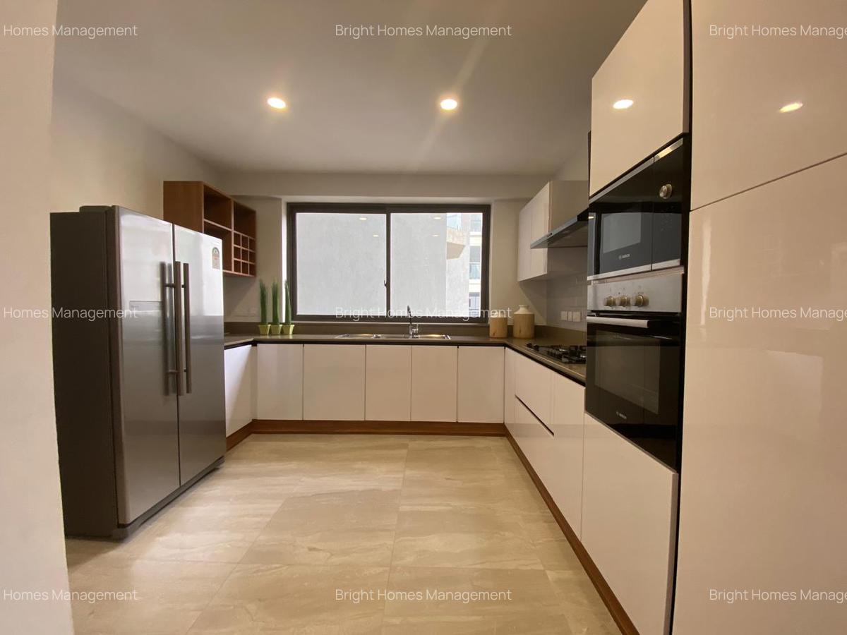 Serviced 2 Bed Apartment with En Suite in Westlands Area - 9