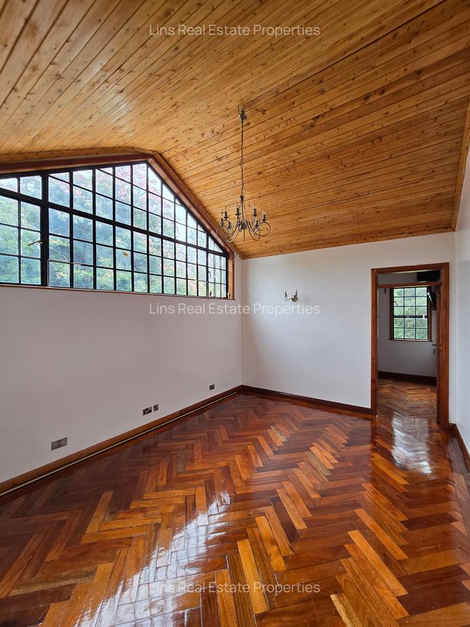 4 Bed Townhouse with En Suite in Kitisuru - 9