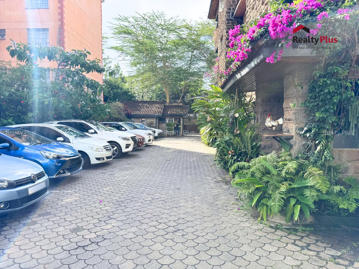 Bedsitter at Woodley - 3