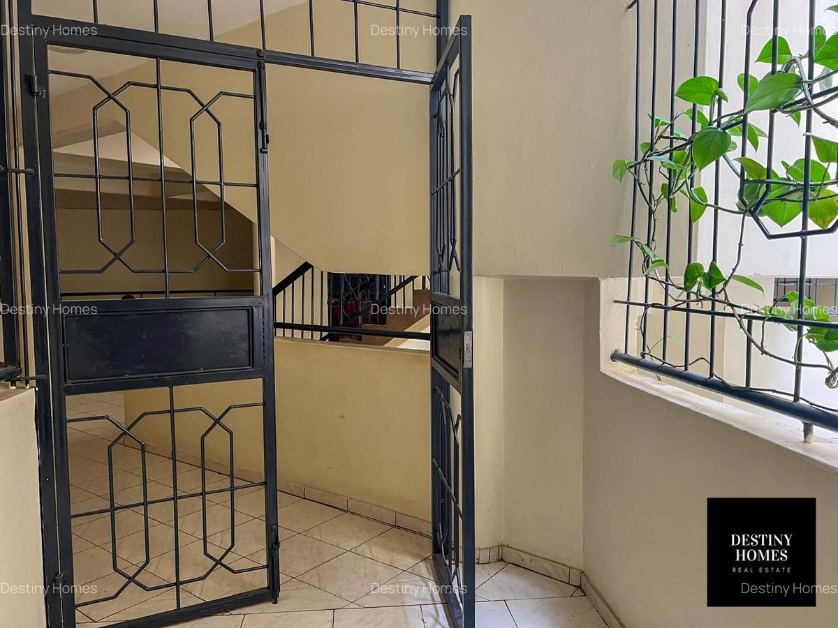 3 Bed Apartment with En Suite in Kileleshwa - 14