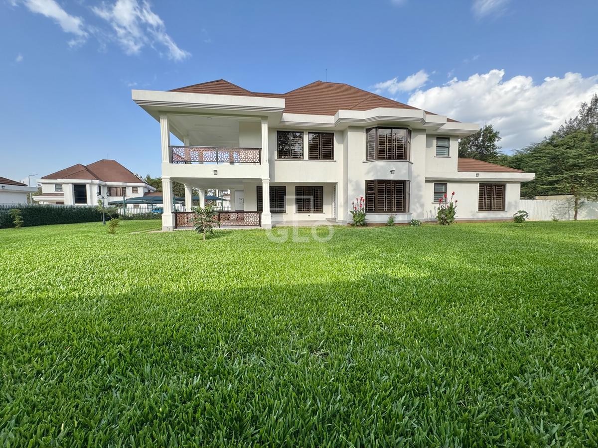 4 Bed House with En Suite in Karen - 2