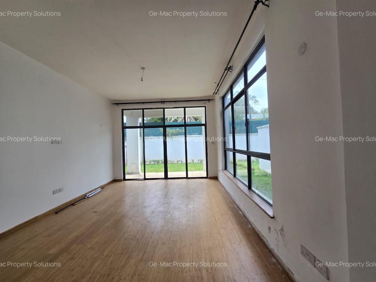 5 Bed Townhouse with En Suite in Lavington - 8