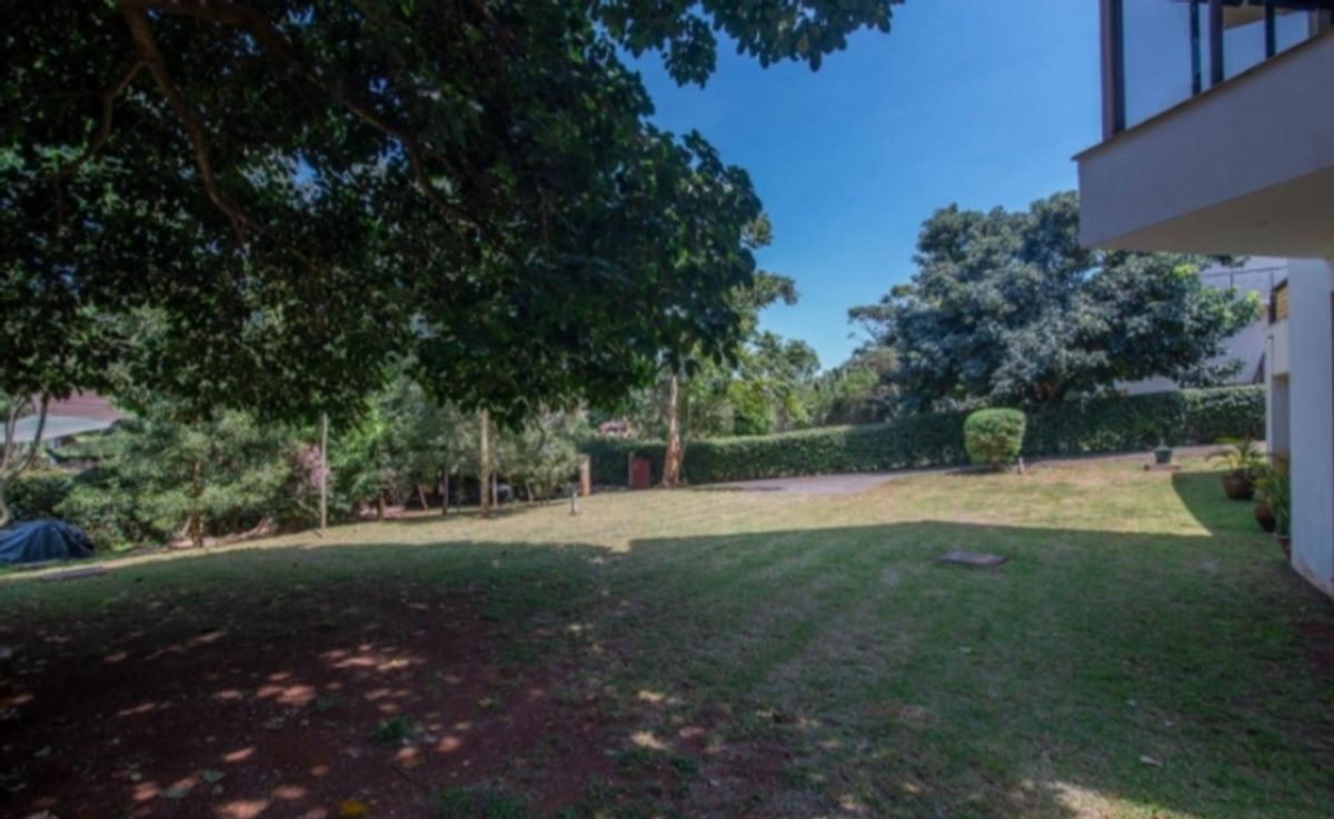 5 Bed Townhouse with En Suite at Karen - 5