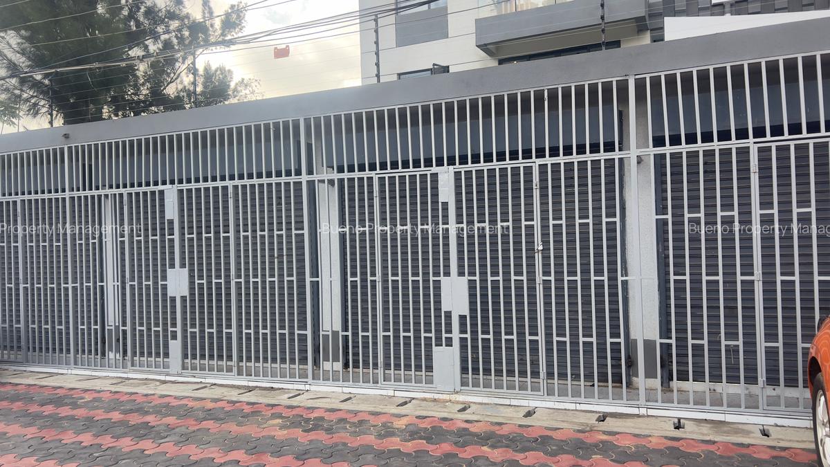 300 ft² Shop with Service Charge Included in Ngong Road - 3