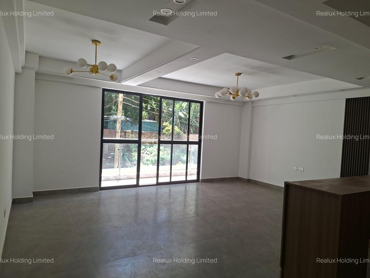 2 Bed Apartment with En Suite in Riverside - 8