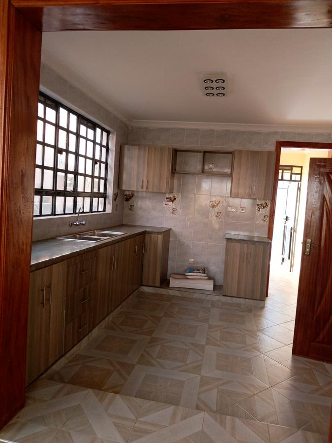 4 Bed House with En Suite in Ruiru - 6