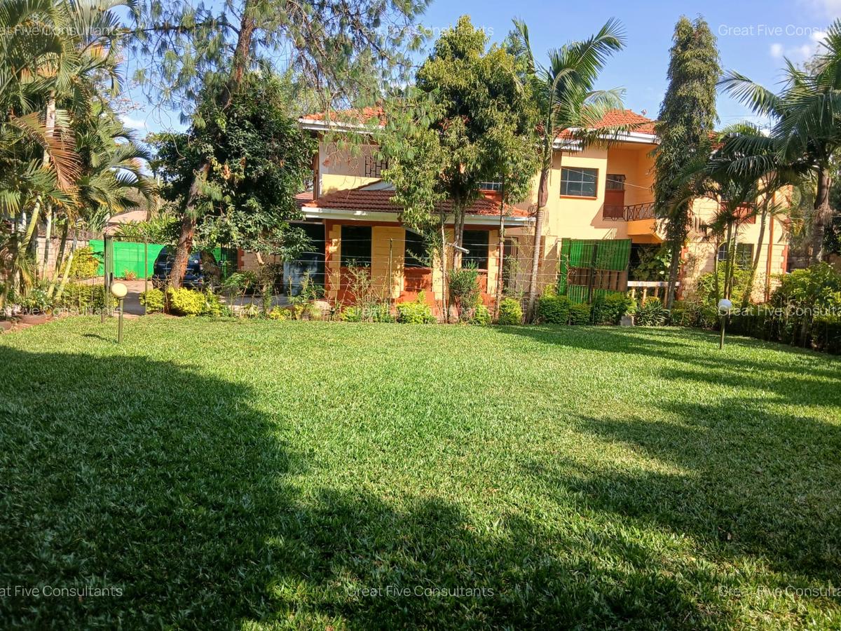 5 Bed Villa with En Suite in Nyari - 4