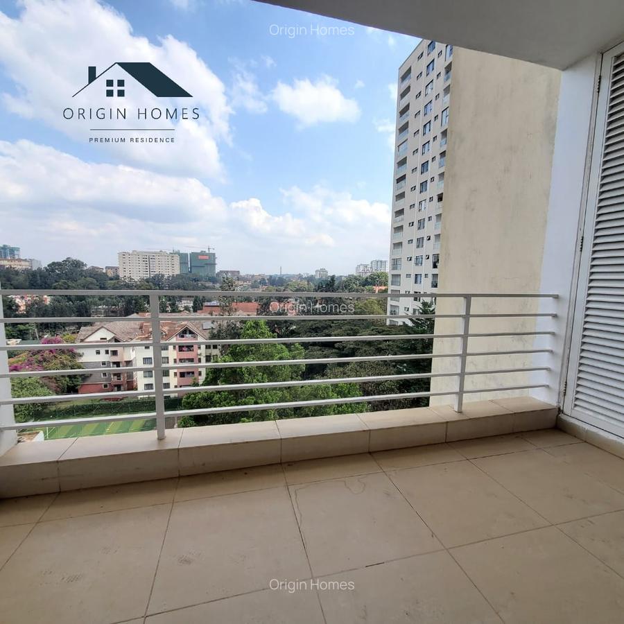 3 Bed Apartment with En Suite at Lavington - 16