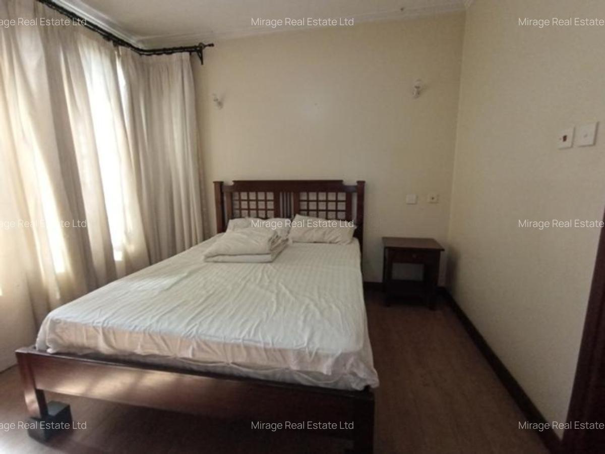 Serviced 2 Bed Apartment with En Suite in Brookside - 4