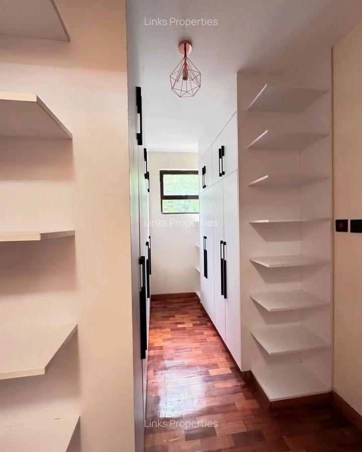 4 Bed Townhouse with En Suite at Karen - 7