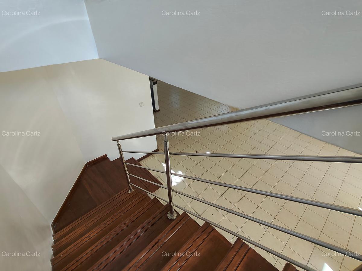 4 Bed Townhouse with En Suite at Spring Valley - 10