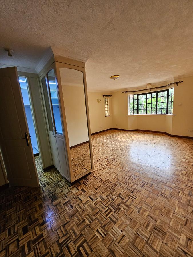 3 Bed Apartment with En Suite at Kilimani - 9