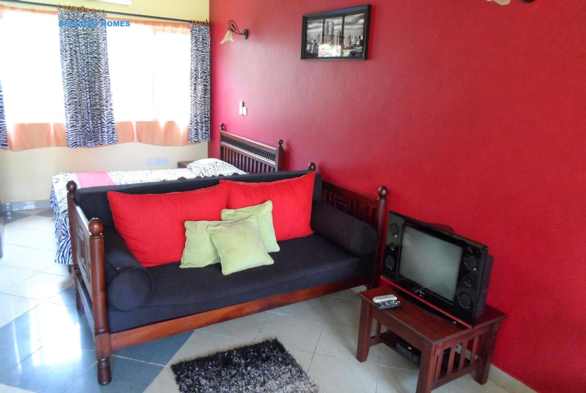 Serviced 10 Bed Apartment with En Suite in Nyali Area - 9