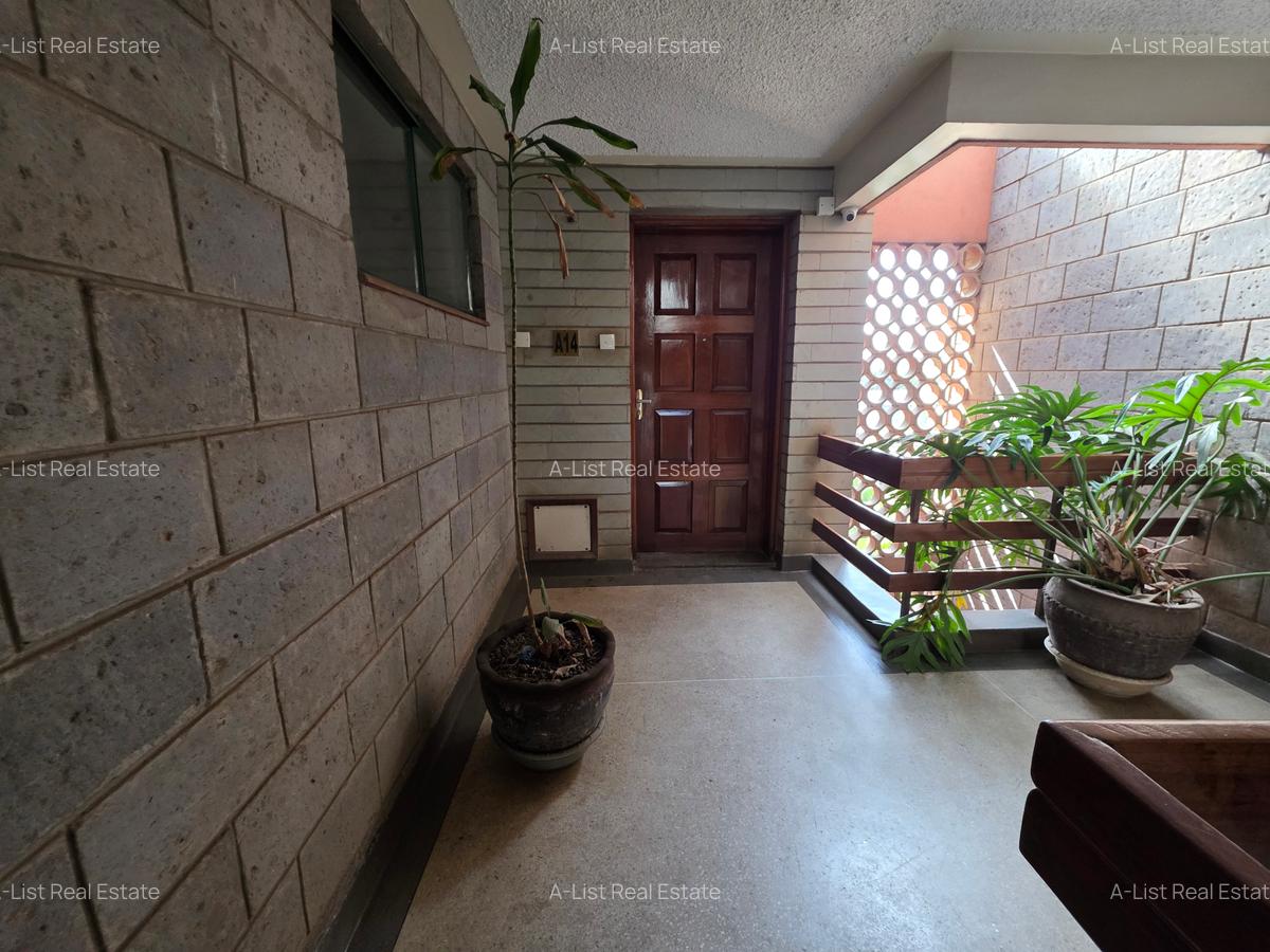 1 Bed Apartment with En Suite at Wood Avenue - 6