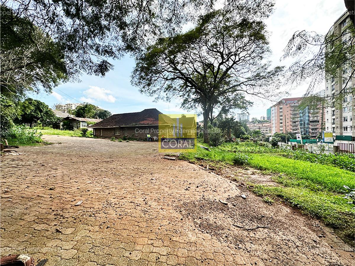 Land in Kilimani - 4