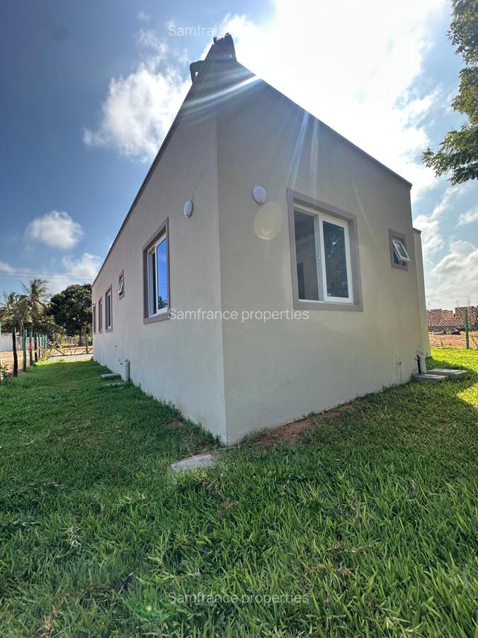 3 Bed Townhouse with Swimming Pool at Kilifi - 10