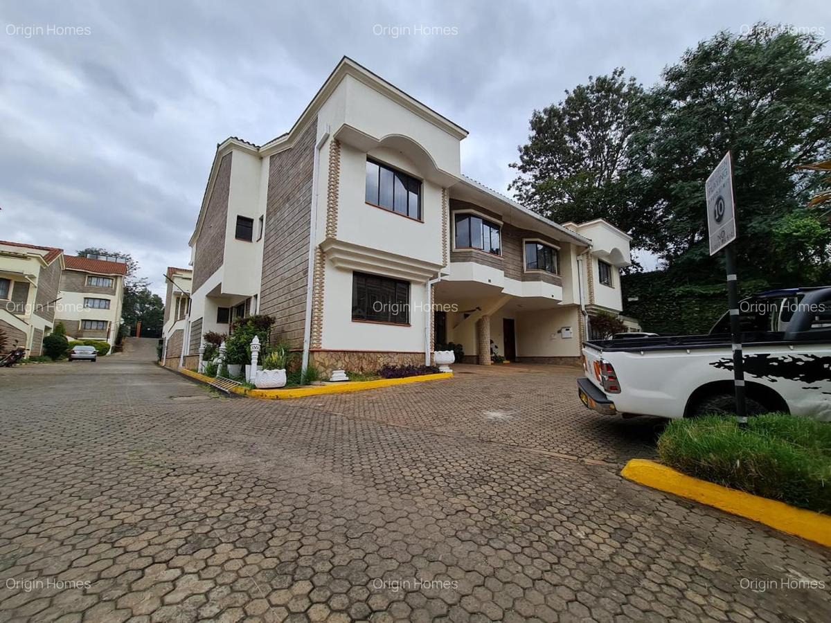 4 Bed Townhouse with En Suite at Westlands - 3