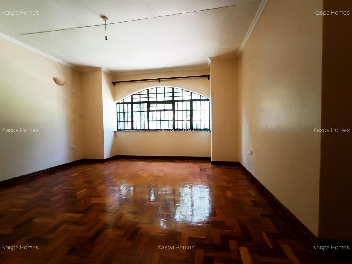 4 Bed House with En Suite in Karen - 8