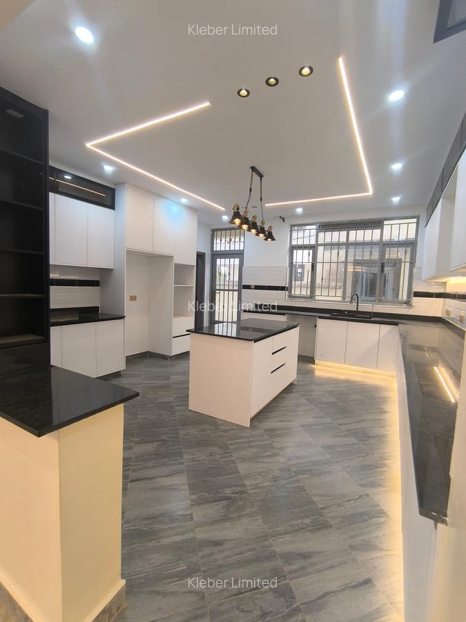 5 Bed House with En Suite in Syokimau - 5