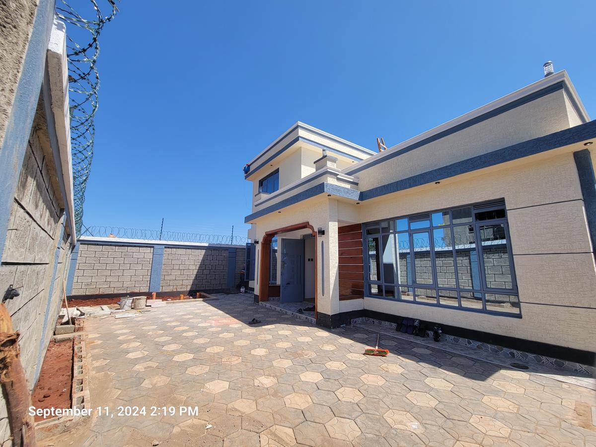 4 Bed House with En Suite at Mugutha - 3