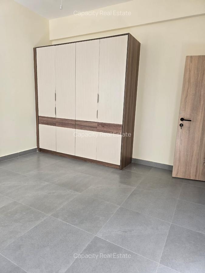 3 Bed Apartment with En Suite in Parklands - 14