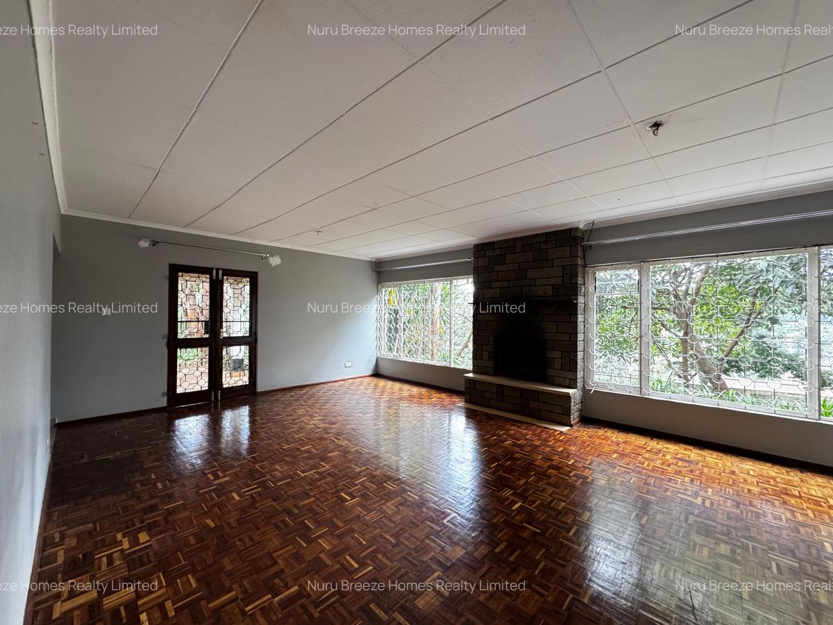 4 Bed House with En Suite in Kyuna - 14