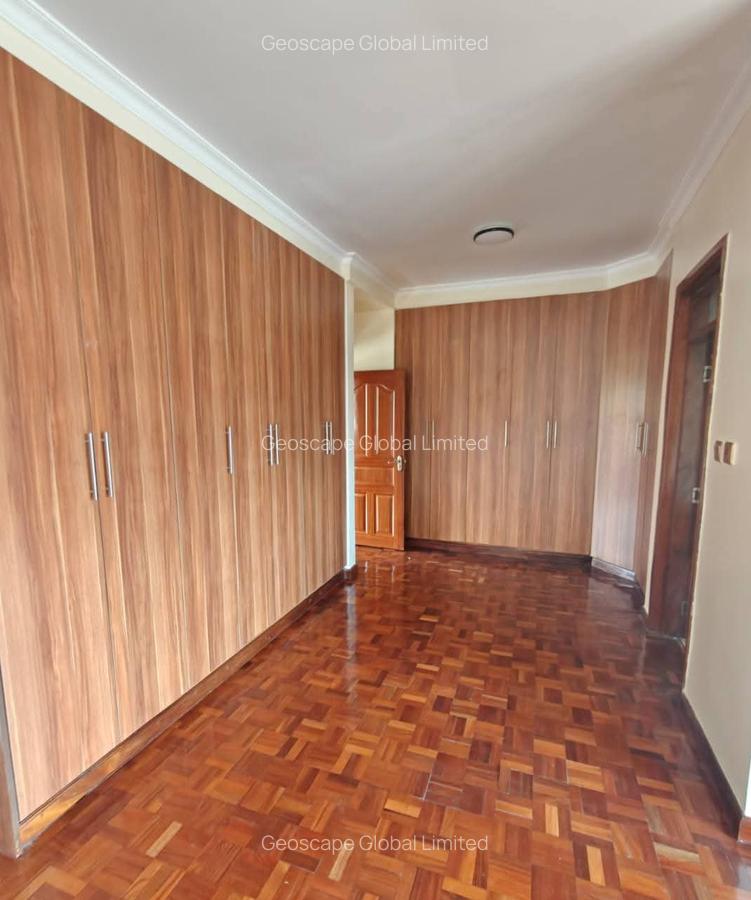 6 Bed House with En Suite in Karen - 6