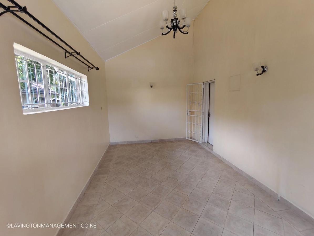 3 Bed House with En Suite at Mzima Spring - 17