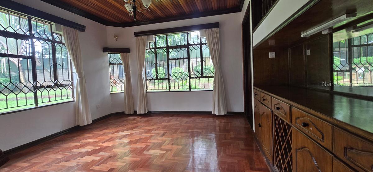 5 Bed House with En Suite at Runda Road - 18