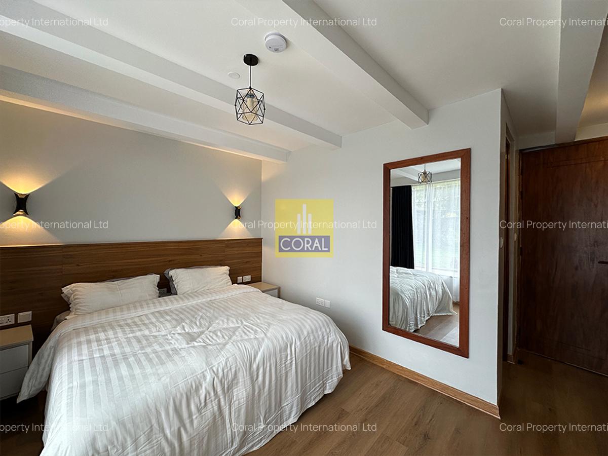 2 Bed Apartment in Ridgeways - 9