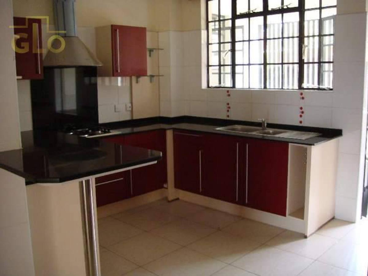 5 Bed Apartment with En Suite in Rhapta Road - 8