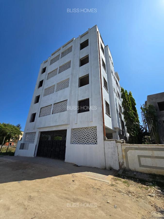 2 Bed Apartment with En Suite at Mtambo Road - 1