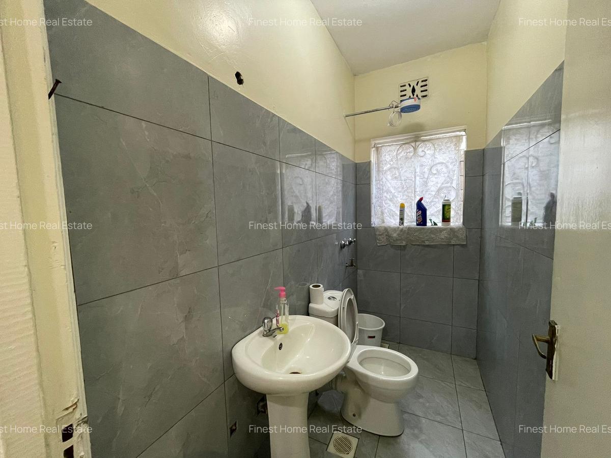 5 Bed House with En Suite at Mombasa Road - 10