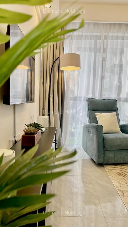 Serviced 1 Bed Apartment with En Suite at Westland - 5