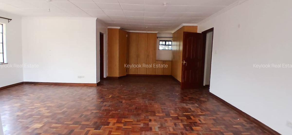 4 Bed Townhouse with En Suite at Riara Road - 13