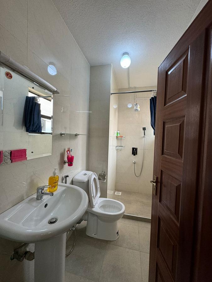 3 Bed Apartment with En Suite in Parklands - 4