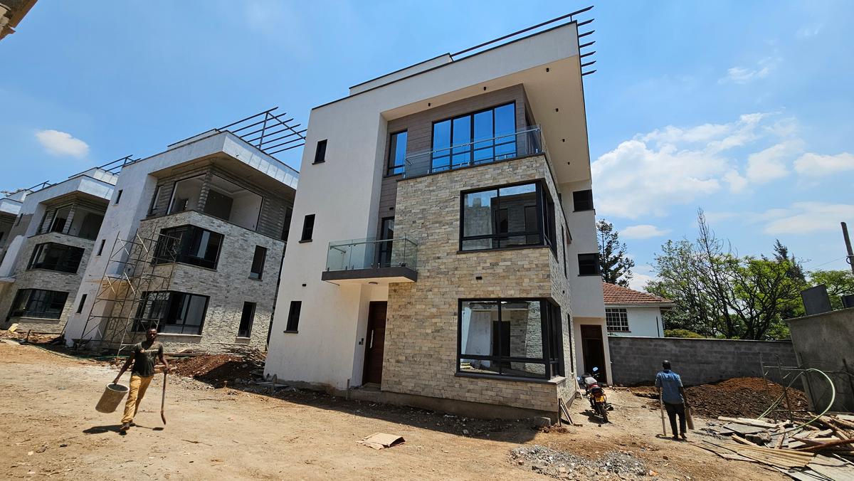 4 Bed Townhouse with En Suite in Lavington