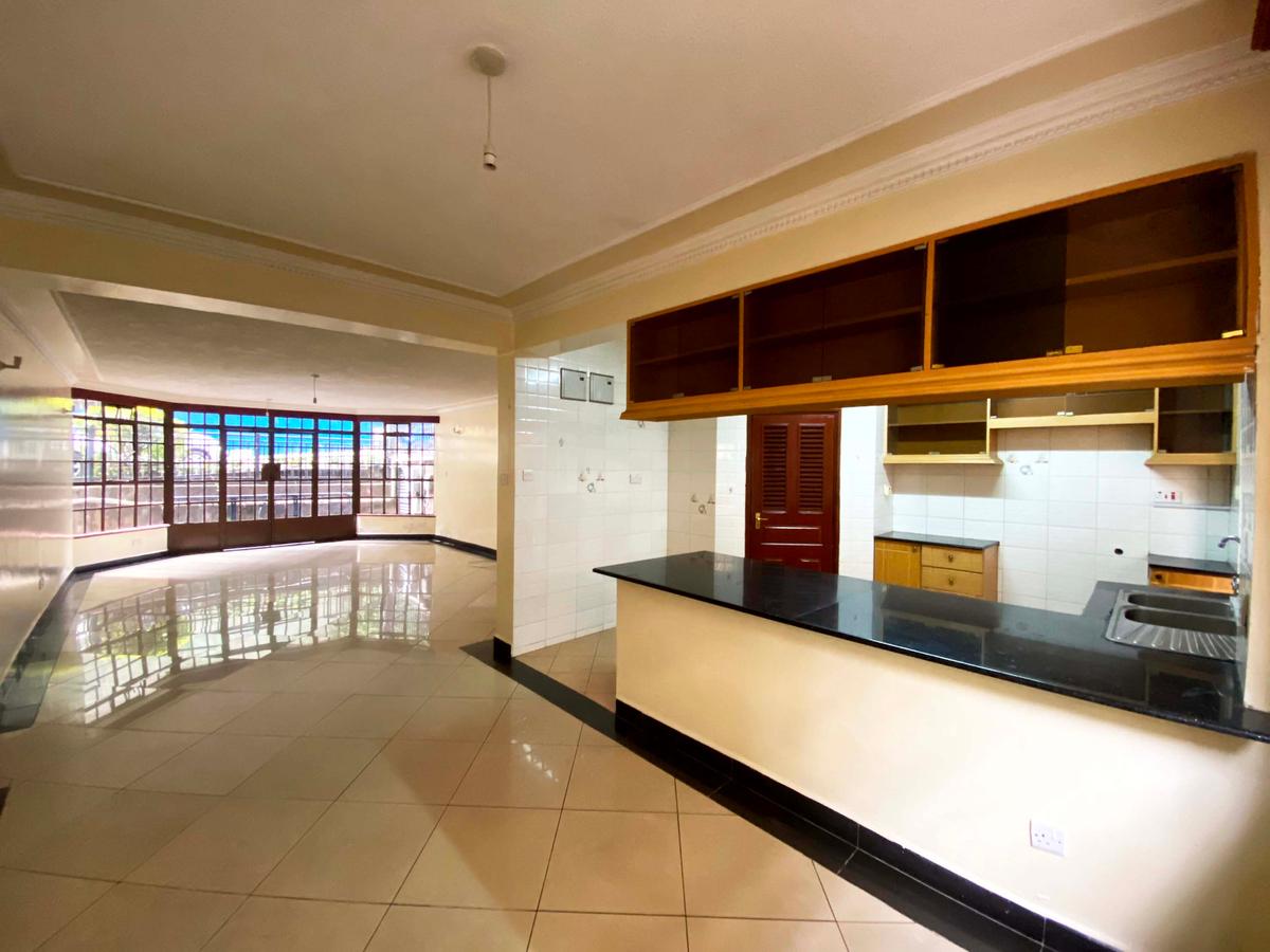 2 Bed Apartment with En Suite at Batubatu Gardens - 6