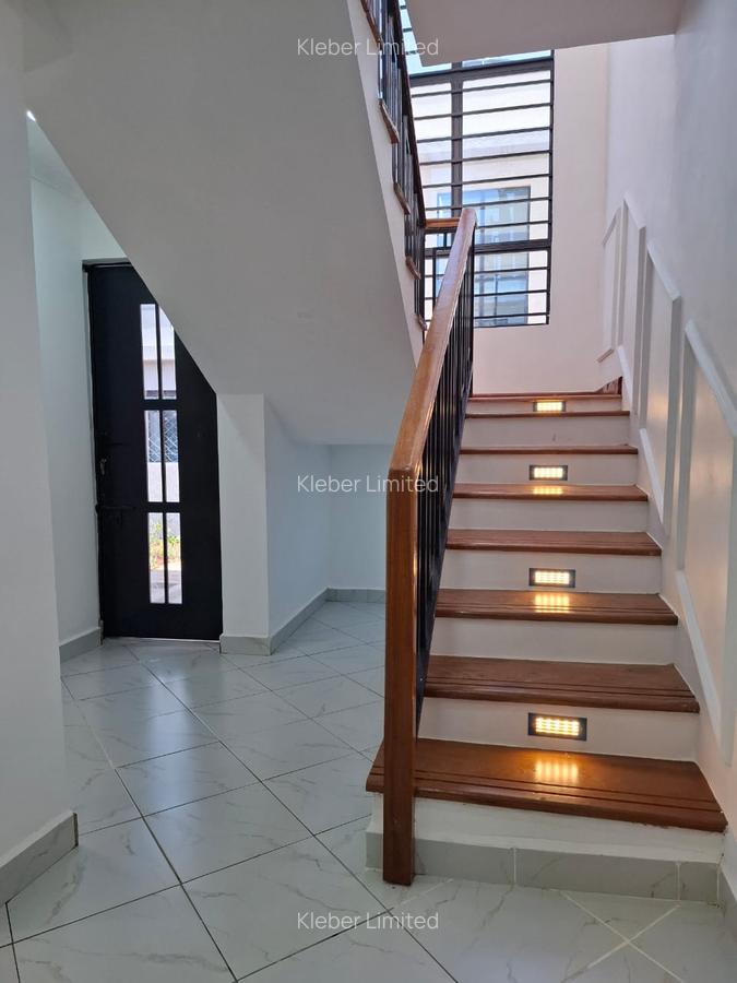 4 Bed Townhouse with En Suite in Ruiru - 7