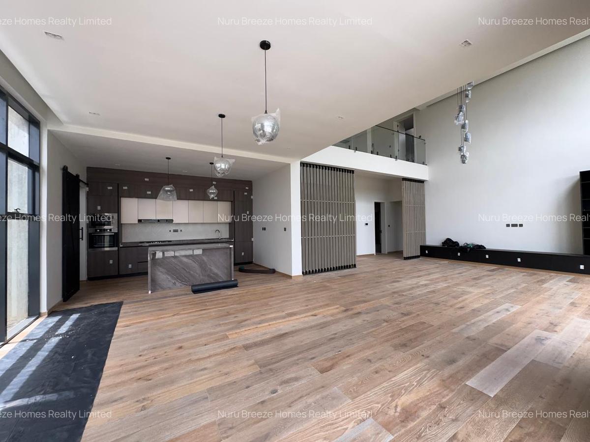 5 Bed Townhouse with En Suite in Runda - 5