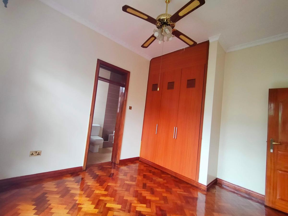 4 Bed Villa with En Suite in Karura - 18