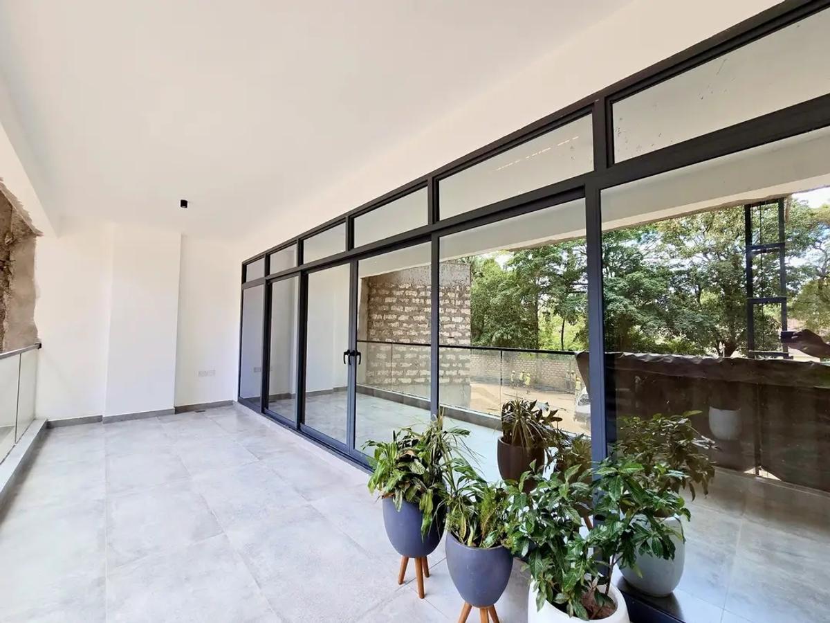 3 Bed Apartment with En Suite at Mbuuni Road - 4