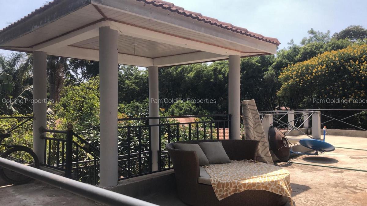 2 Bed House with En Suite in Karen - 17