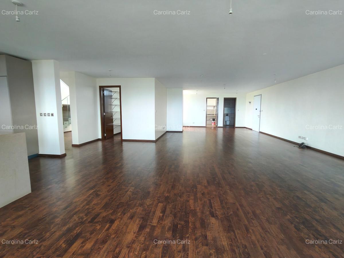 4 Bed Apartment with En Suite in Westlands Area - 2