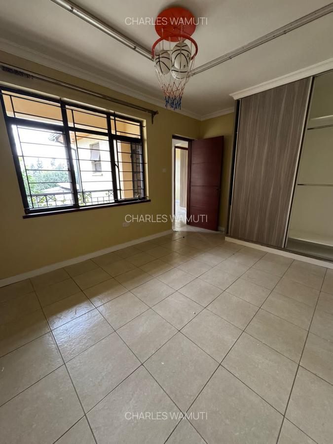 4 Bed Townhouse with En Suite at Katani Road - 6