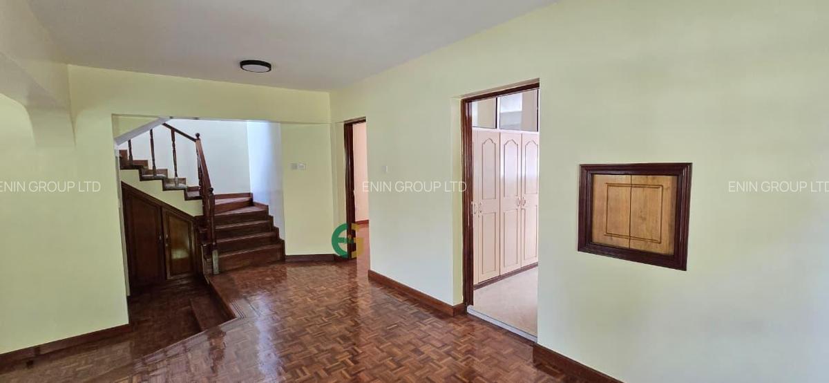 4 Bed Townhouse with En Suite in Lavington - 3