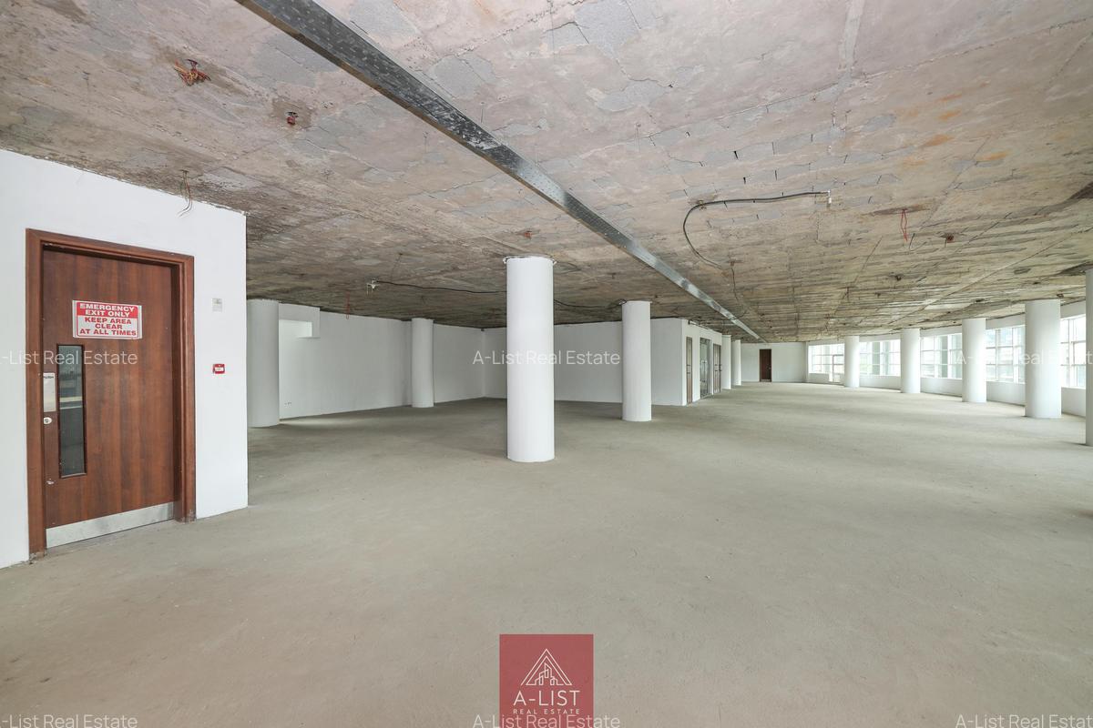 6,162 ft² Commercial Property with Service Charge Included at Westlands Area - 7